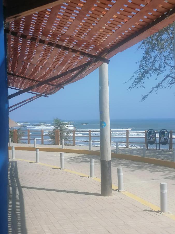 Hospedaje Restaurante El Hombre Puerto Malabrigo Exterior foto