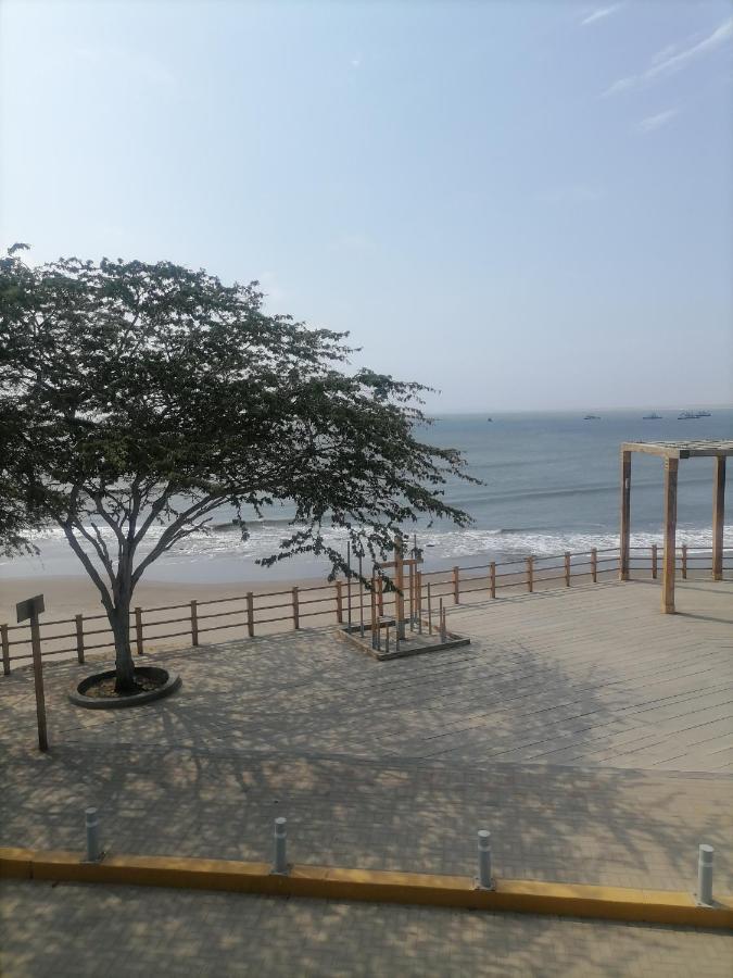Hospedaje Restaurante El Hombre Puerto Malabrigo Exterior foto