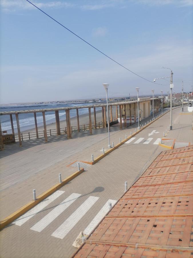 Hospedaje Restaurante El Hombre Puerto Malabrigo Exterior foto